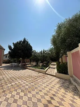 Satılır 5 otaqlı həyət evi 120 m²
