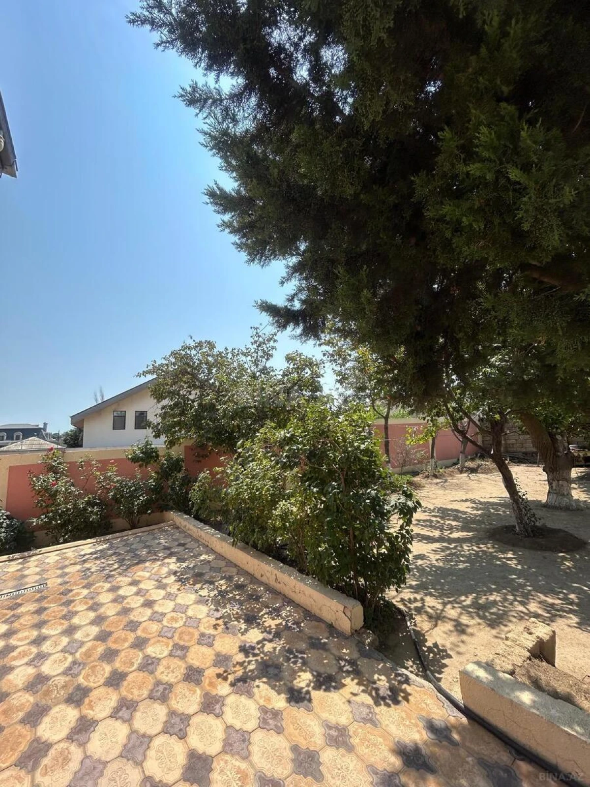 Satılır 5 otaqlı həyət evi 120 m²