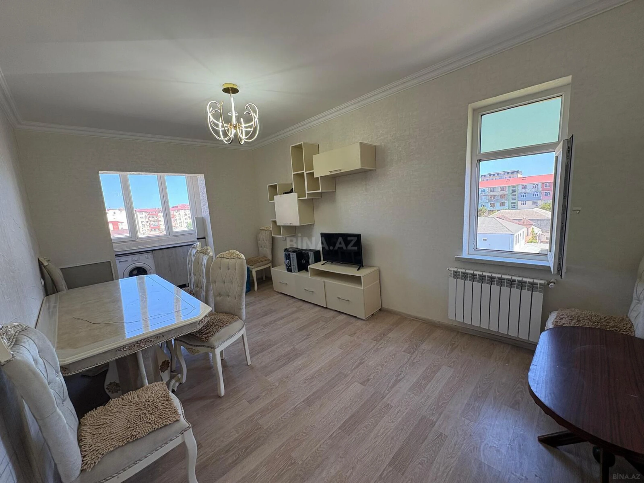 Kirayə verilir 2 otaqlı mənzil 45 m²