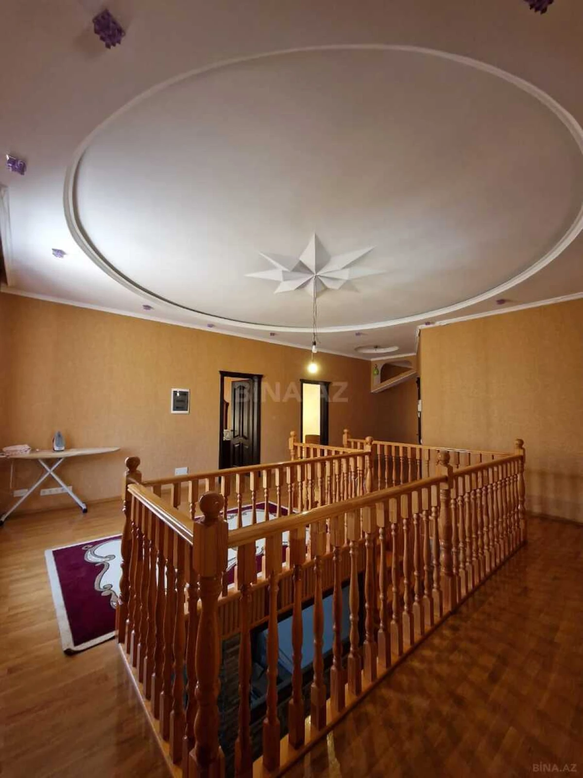 Satılır 6 otaqlı həyət evi 500 m²