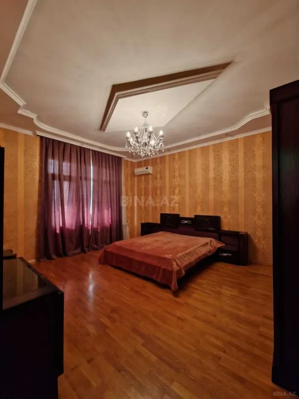 Satılır 6 otaqlı həyət evi 500 m²