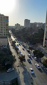 Satılır 3 otaqlı mənzil 147 m²