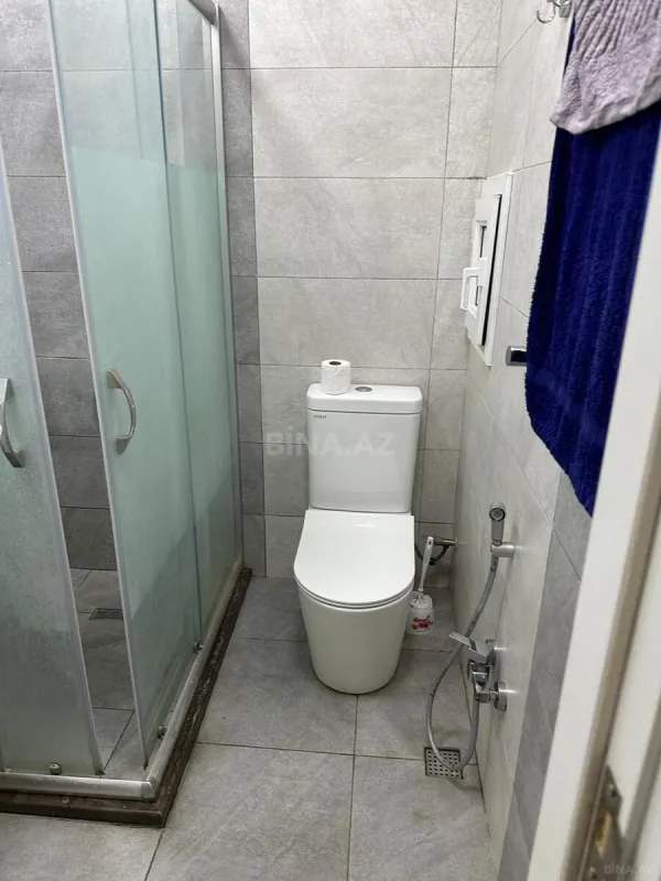 Kirayə verilir 2 otaqlı mənzil 71 m²