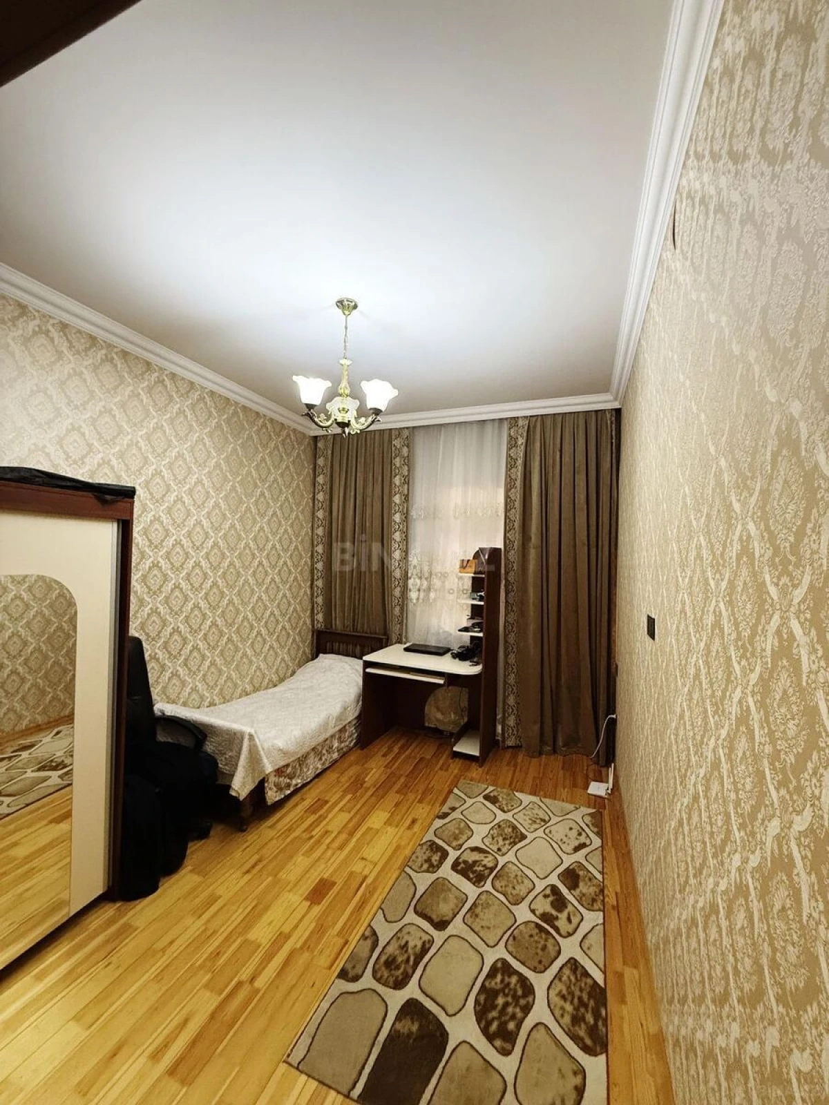 Satılır 4 otaqlı həyət evi 220 m²