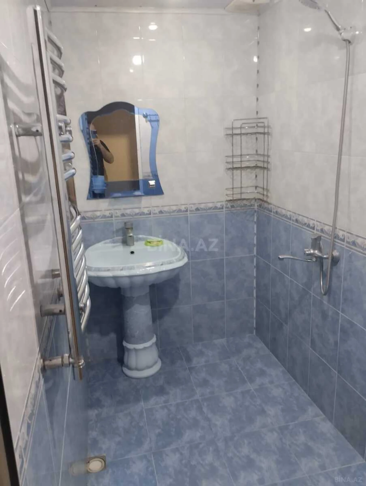 Kirayə verilir 2 otaqlı mənzil 55 m²