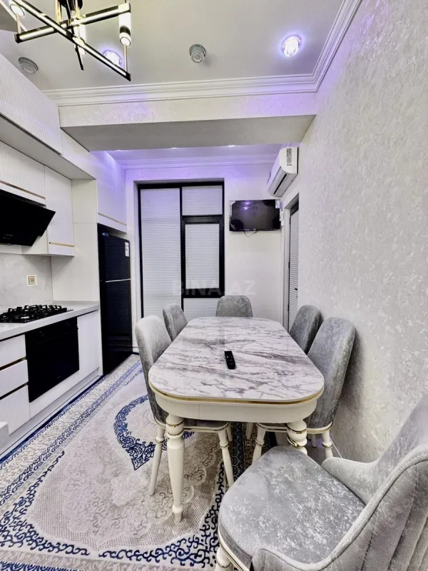 Satılır 3 otaqlı mənzil 87 m²