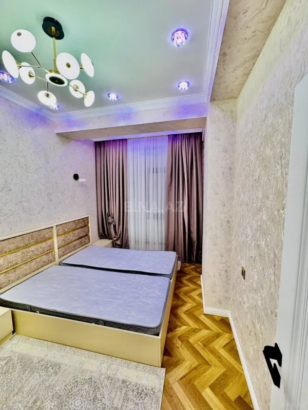 Satılır 3 otaqlı mənzil 87 m²