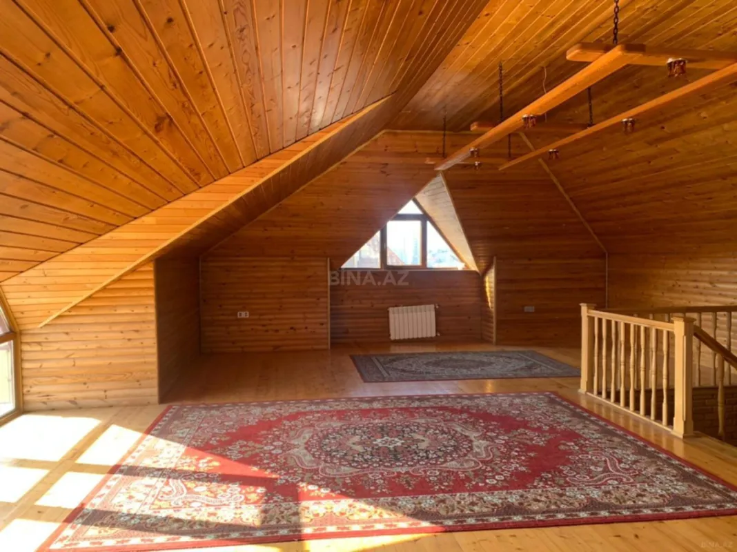 Satılır 6 otaqlı həyət evi 400 m²