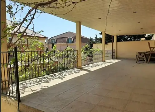 Satılır 6 otaqlı həyət evi 400 m²