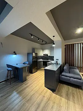 Kirayə verilir 3 otaqlı mənzil 120 m²