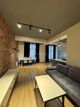 Kirayə verilir 3 otaqlı mənzil 120 m² — Bakı, Nərimanov 3 otaq 120.00 m²