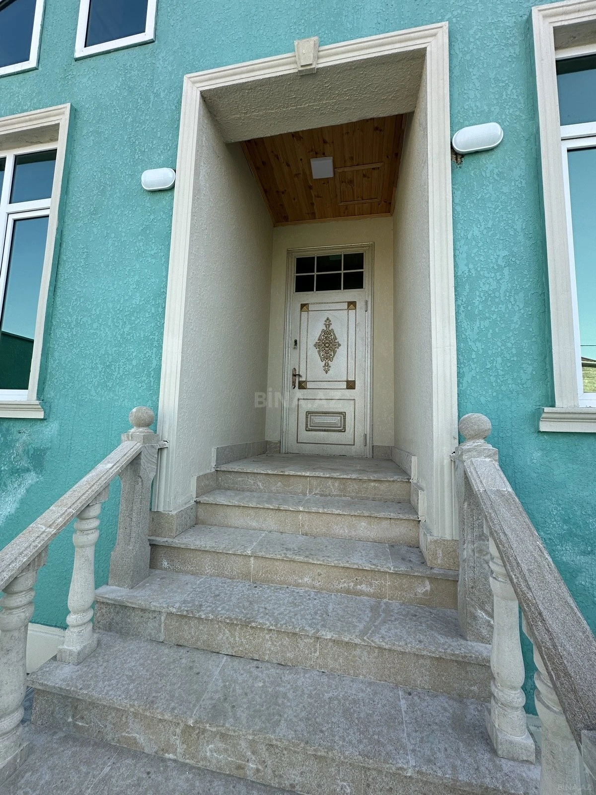 Satılır 4 otaqlı həyət evi 110 m²