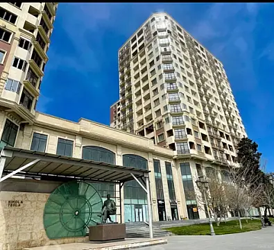 Satılır 3 otaqlı mənzil 138.34 m² — Bakı 3 otaq 138.34 m²