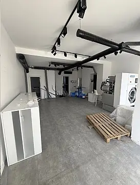 Kirayə verilir obyekt 68 m²