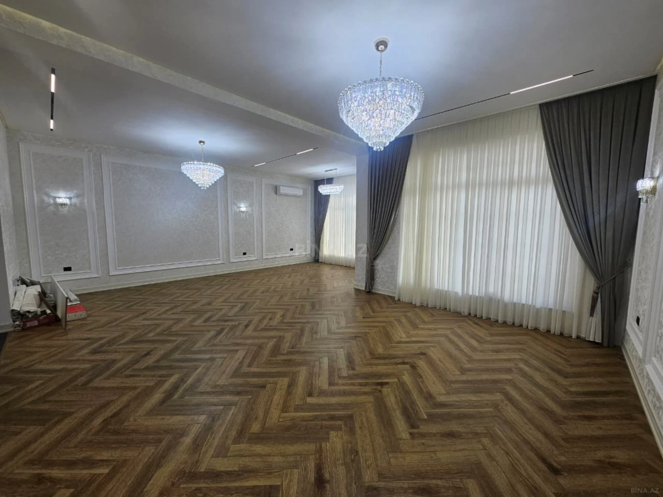 Satılır 6 otaqlı həyət evi 440 m²