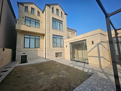 Satılır 6 otaqlı həyət evi 440 m² — Bakı, Badamdar 6 otaq 440.00 m²