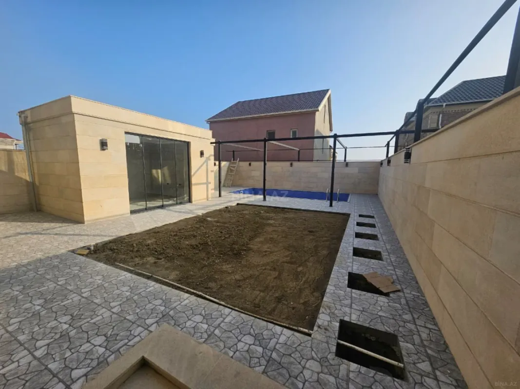 Satılır 6 otaqlı həyət evi 440 m²