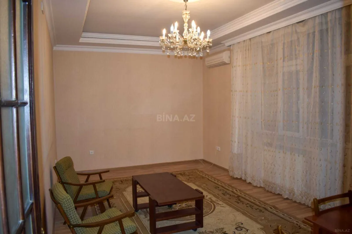 Satılır 2 otaqlı mənzil 81 m²