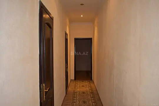Satılır 2 otaqlı mənzil 81 m²