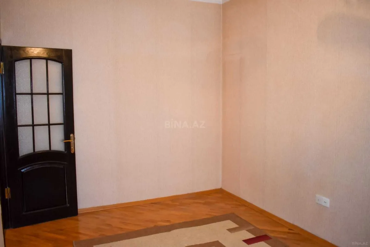 Satılır 2 otaqlı mənzil 81 m²