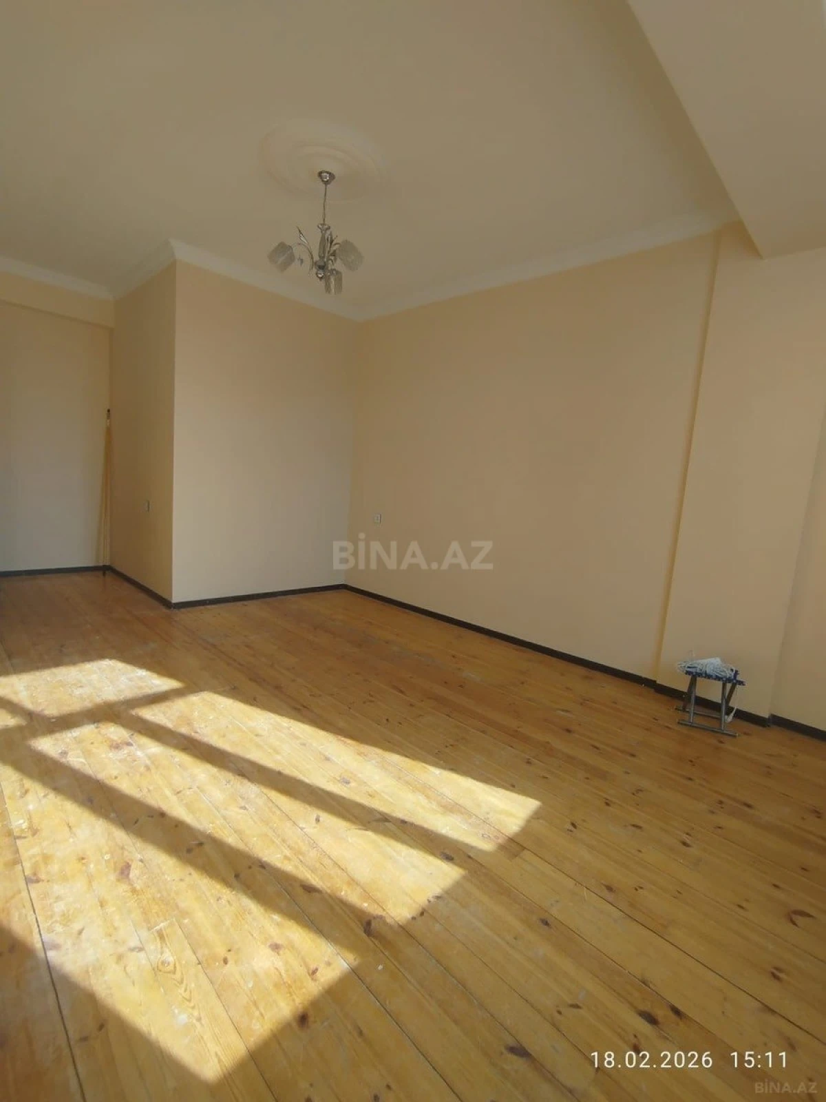 Kirayə verilir 2 otaqlı mənzil 65 m²