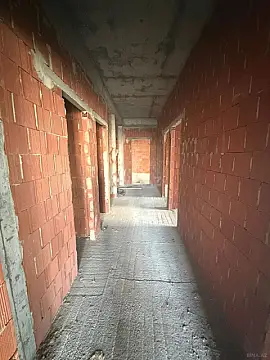 Satılır 4 otaqlı mənzil 228 m²