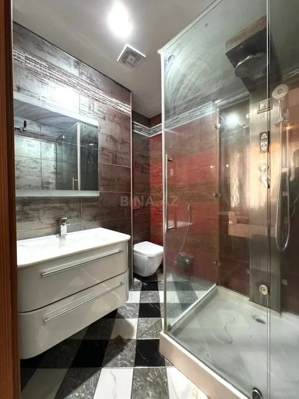 Satılır 4 otaqlı mənzil 200 m²