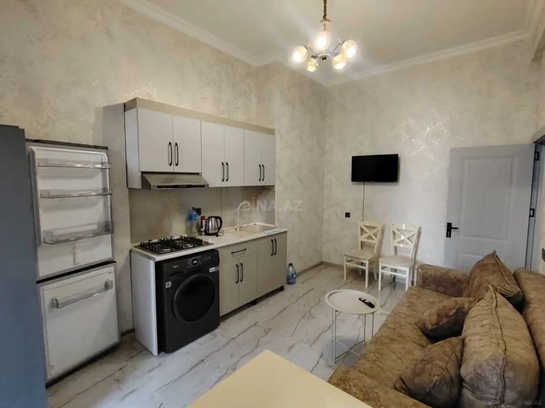 Kirayə verilir 2 otaqlı mənzil 60 m²