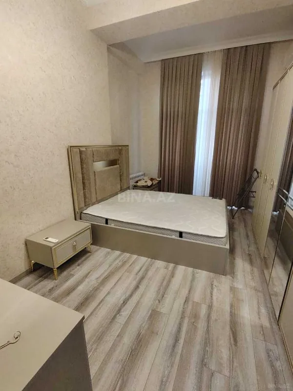 Kirayə verilir 2 otaqlı mənzil 60 m²