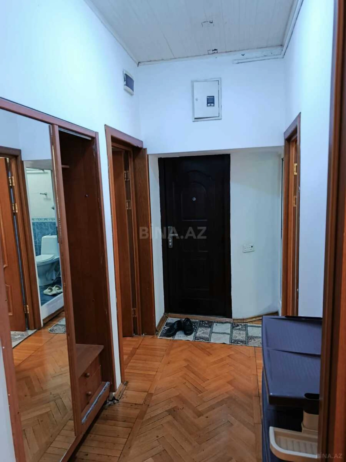 Satılır 4 otaqlı mənzil 120 m²