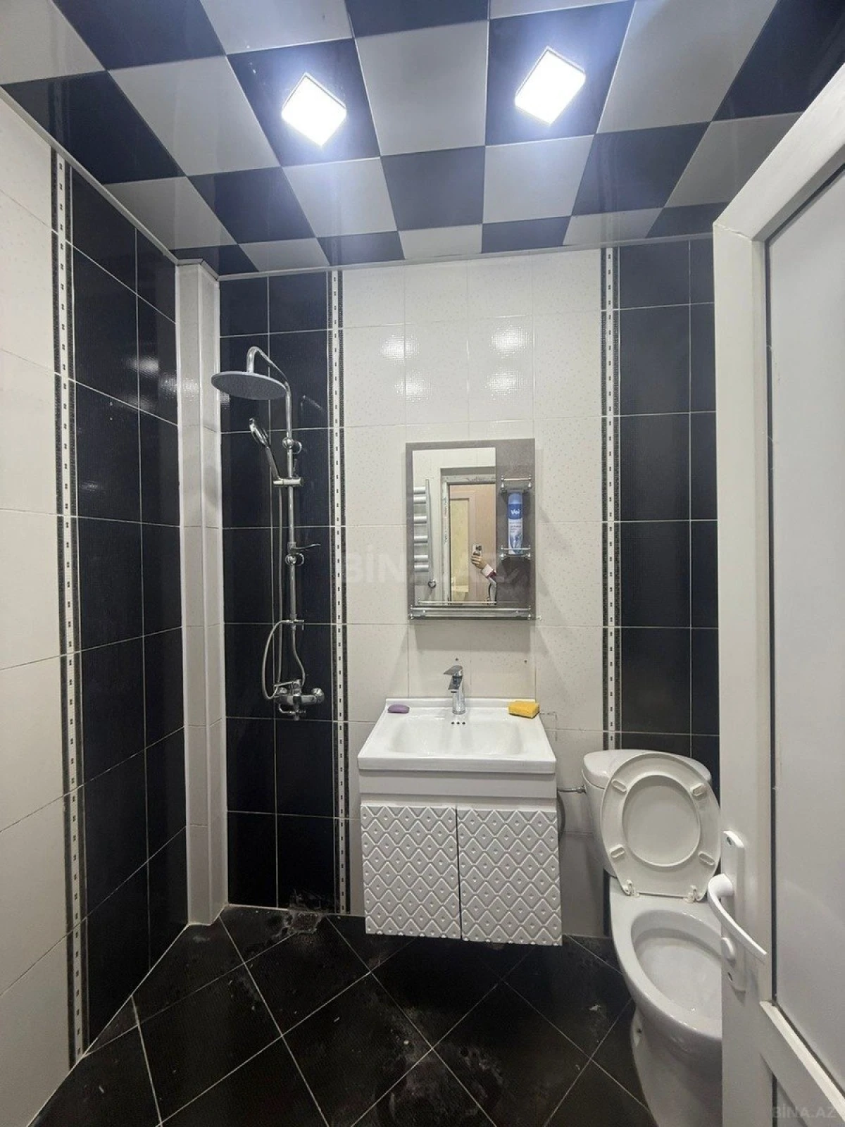 Kirayə verilir 2 otaqlı mənzil 58 m²