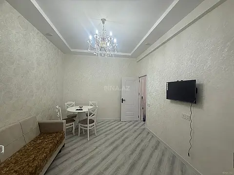 Kirayə verilir 2 otaqlı mənzil 58 m²