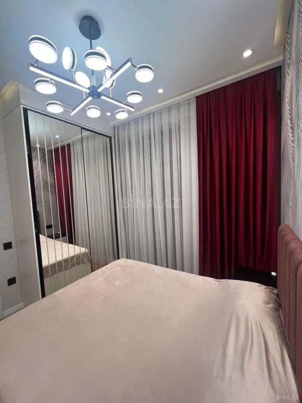 Kirayə verilir 2 otaqlı mənzil 100 m²