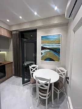 Kirayə verilir 2 otaqlı mənzil 100 m²