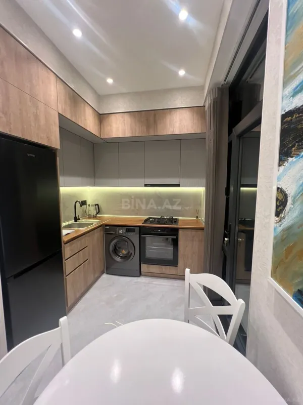 Kirayə verilir 2 otaqlı mənzil 100 m²