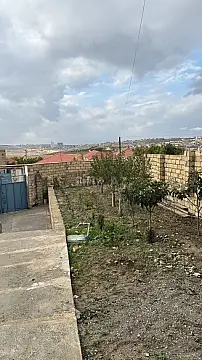 Satılır 5 otaqlı həyət evi 180 m²