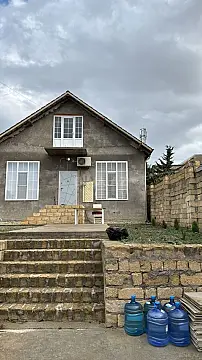 Satılır 5 otaqlı həyət evi 180 m² — Bakı, Novxanı 5 otaq 180.00 m²
