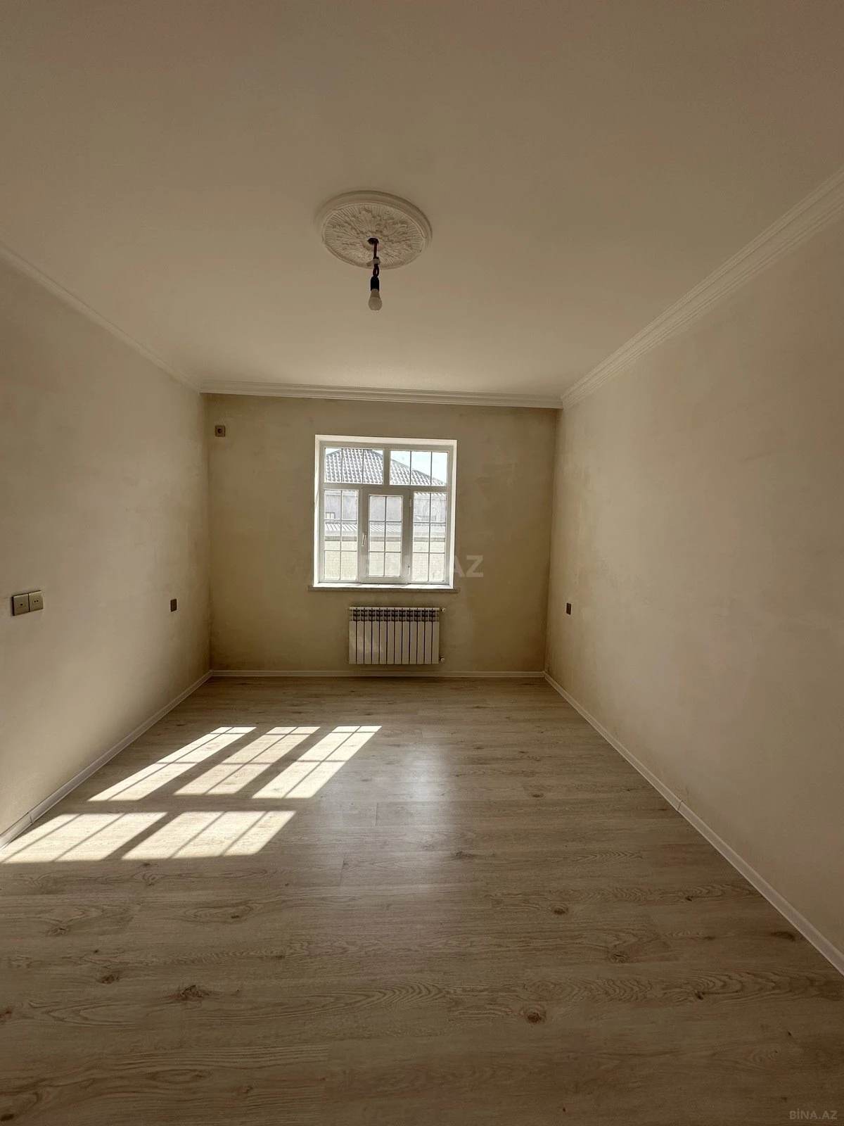 Satılır 3 otaqlı həyət evi 80 m²