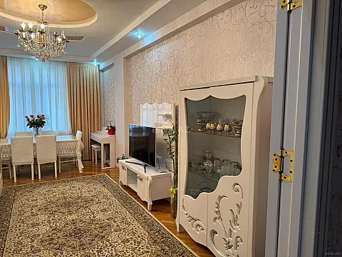 Satılır 3 otaqlı mənzil 105 m² — Bakı, Həzi Aslanov qəs. 3 otaq 105.00 m²