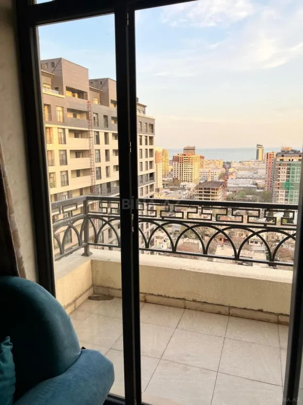 Kirayə verilir 3 otaqlı mənzil 79 m²