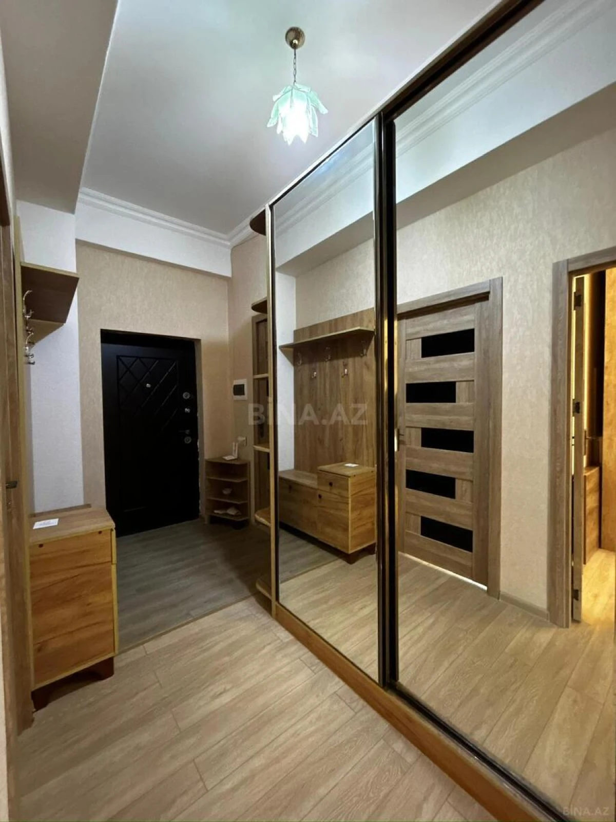 Kirayə verilir 3 otaqlı mənzil 79 m²