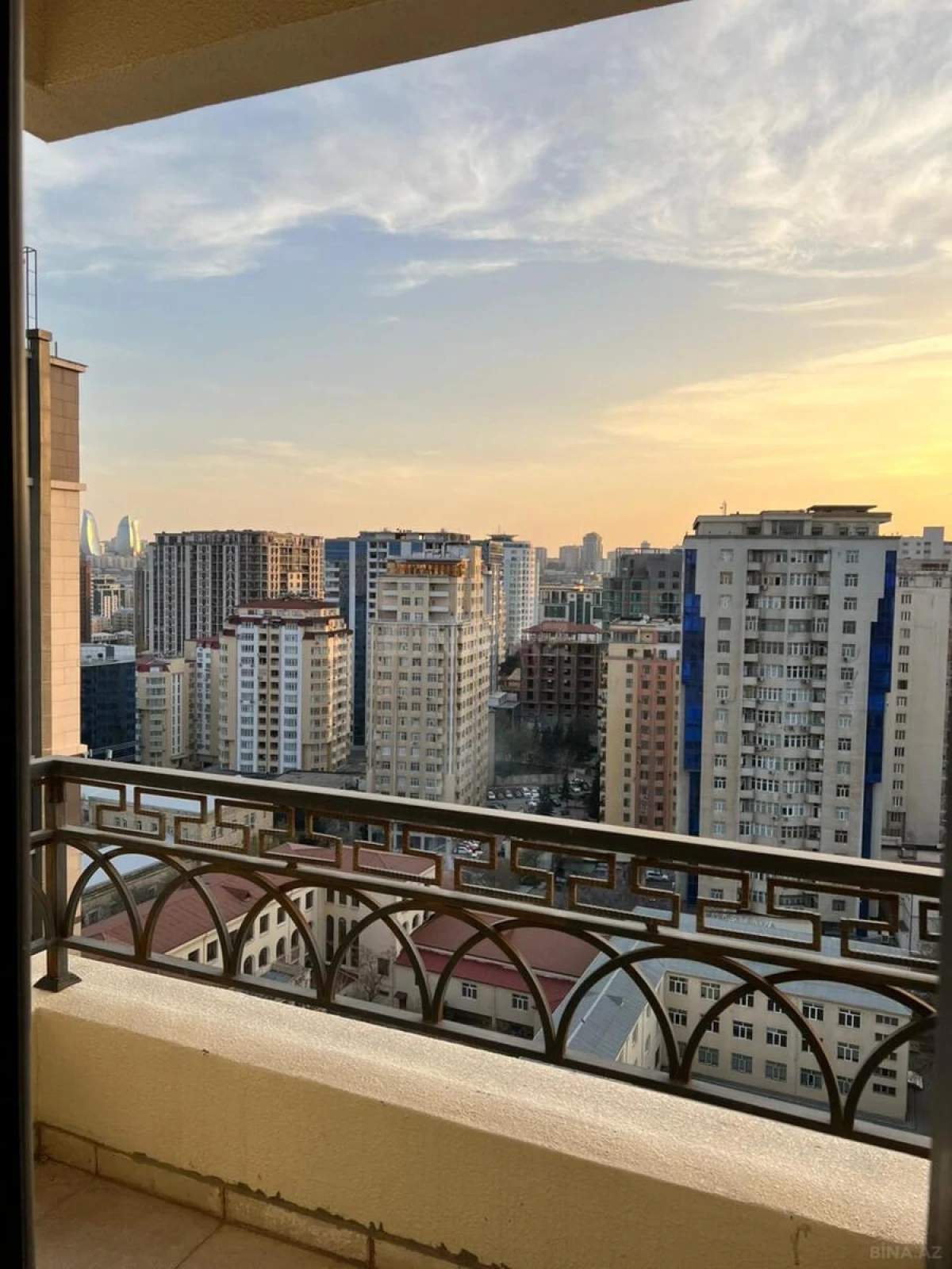 Kirayə verilir 3 otaqlı mənzil 79 m²