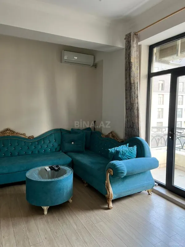 Kirayə verilir 3 otaqlı mənzil 79 m²