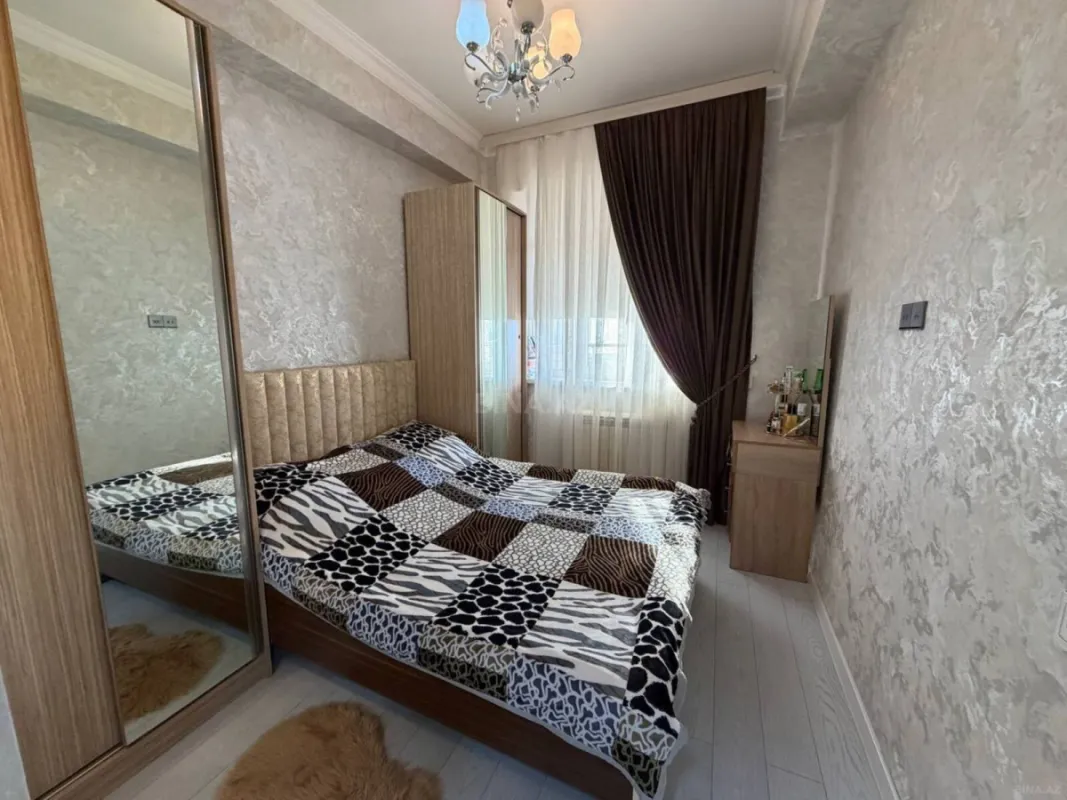 Satılır 2 otaqlı mənzil 42 m²