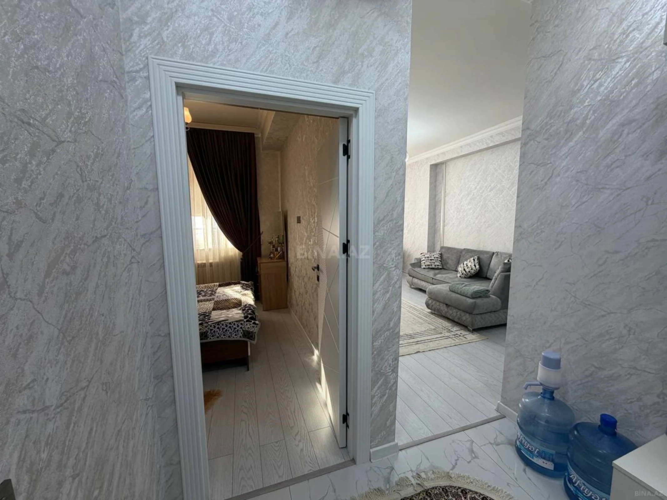 Satılır 2 otaqlı mənzil 42 m²