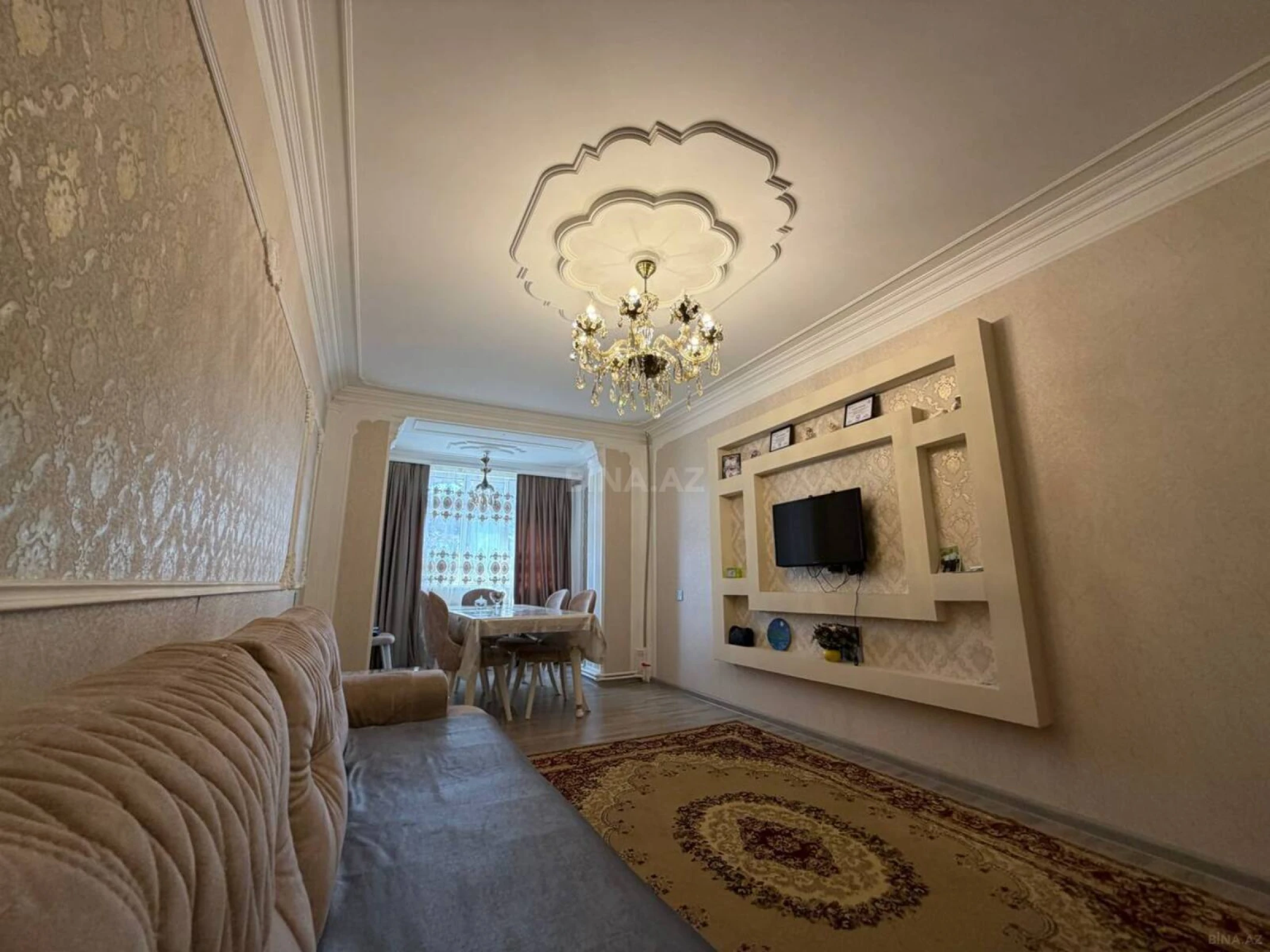 Satılır 4 otaqlı mənzil 100 m²