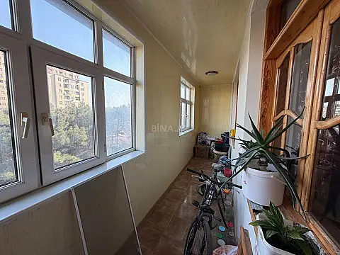 Satılır 4 otaqlı mənzil 100 m²