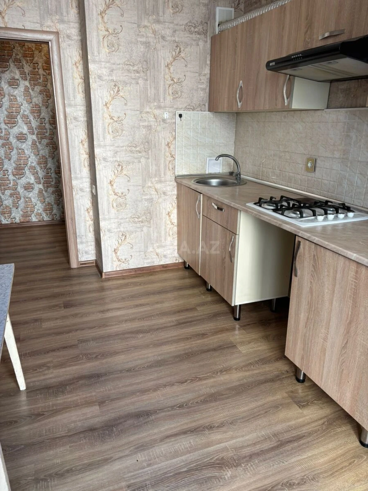 Satılır 2 otaqlı mənzil 58 m²