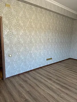 Satılır 2 otaqlı mənzil 58 m²