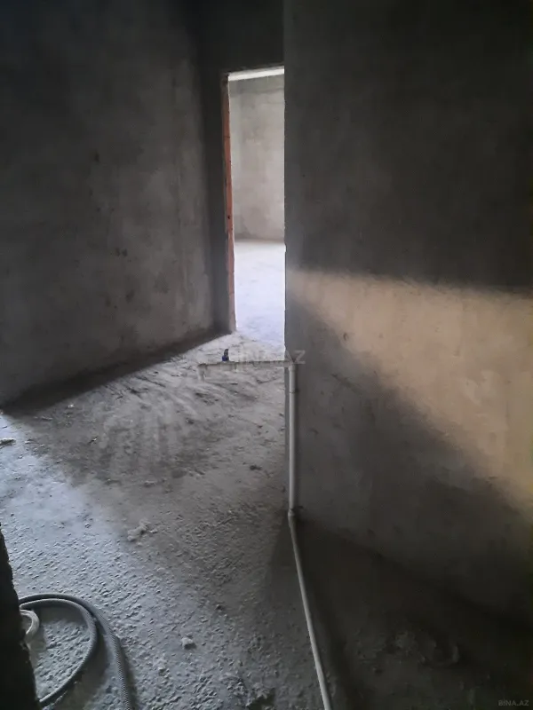 Satılır 2 otaqlı mənzil 96 m²